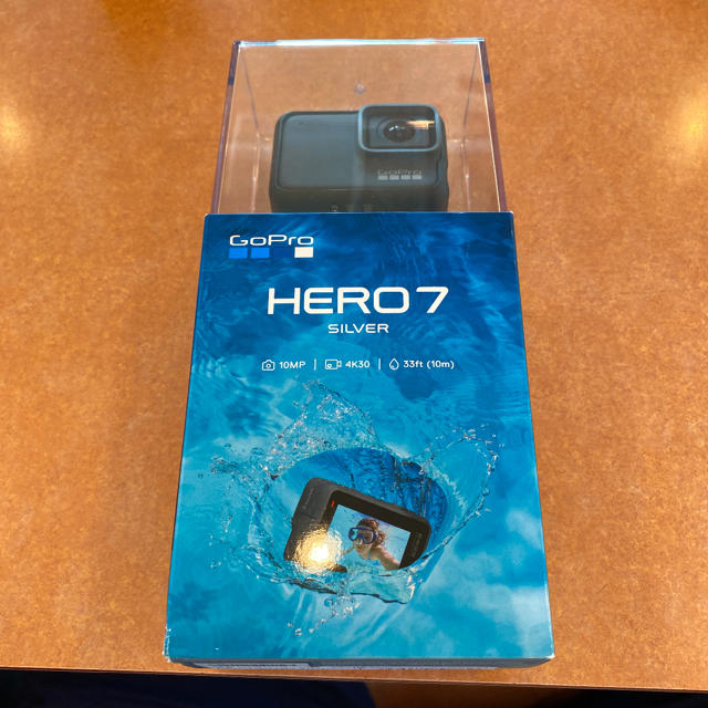 GoPro(ゴープロ)の【新品・送料無料】GoPro HERO7 SILVER シルバー スマホ/家電/カメラのカメラ(ビデオカメラ)の商品写真