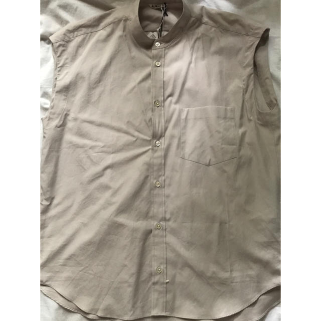 COMOLI(コモリ)のオーラリーWASHED FINX TWILL SLEEVELESS SHIRTS レディースのトップス(シャツ/ブラウス(半袖/袖なし))の商品写真