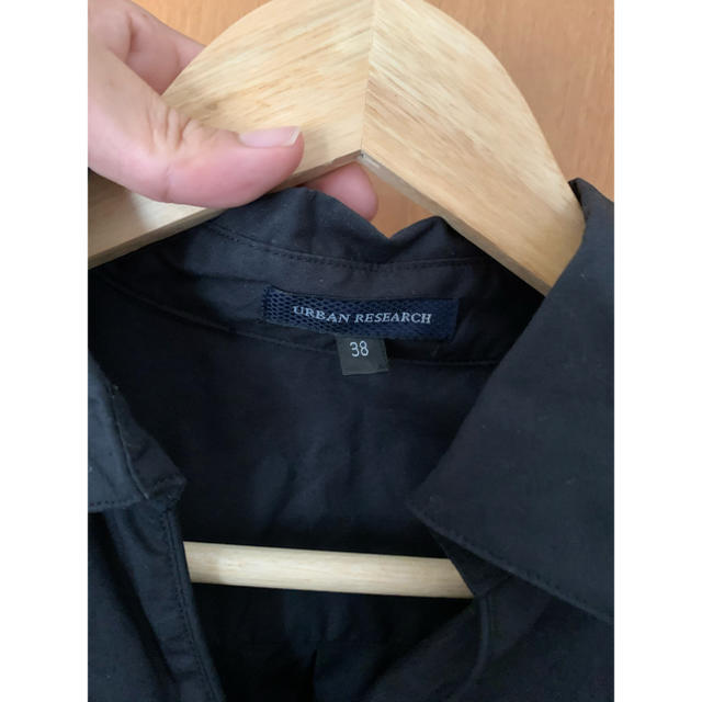 URBAN RESEARCH(アーバンリサーチ)のアーバンリサーチ　黒シャツ メンズのトップス(シャツ)の商品写真