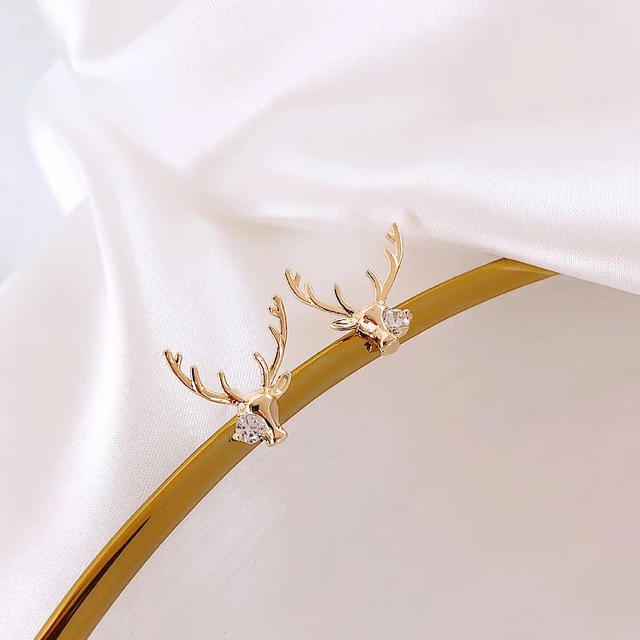 3.1 Phillip Lim(スリーワンフィリップリム)のGold Reindeer ピアス【2点のみ】 レディースのアクセサリー(ピアス)の商品写真