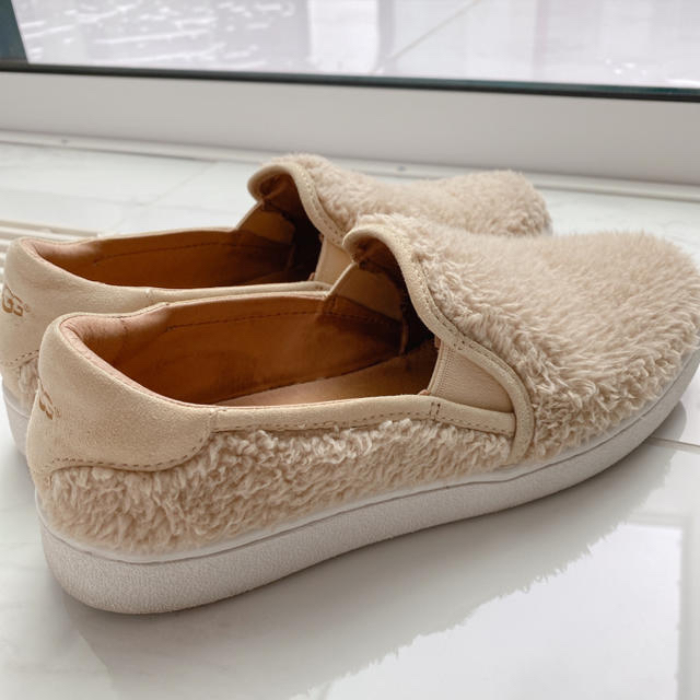 UGG(アグ)の【UGG】RICCI スリッポン　スニーカー レディースの靴/シューズ(スリッポン/モカシン)の商品写真