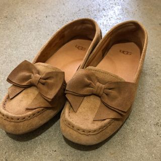 アグ(UGG)のUGG モカシン　22.5 最終値下げです(スリッポン/モカシン)