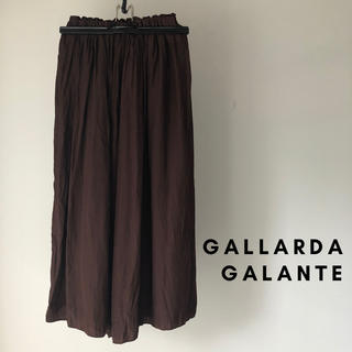 ガリャルダガランテ(GALLARDA GALANTE)の【美品】RIVE DOROITE スカート風パンツ(キュロット)