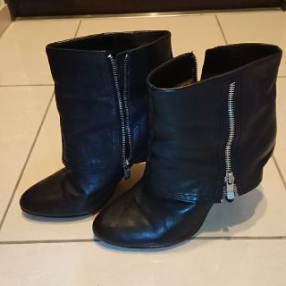 ビンス(Vince)のVINCE CAMUTO ショートブーツ ブーティ 26cm(ブーツ)