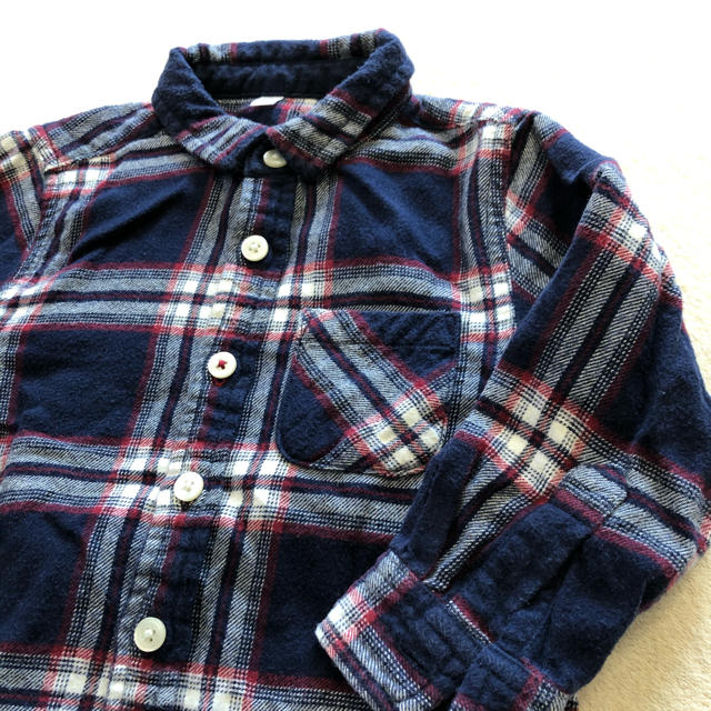 MUJI (無印良品)(ムジルシリョウヒン)のチェックシャツ＊90 キッズ/ベビー/マタニティのキッズ服男の子用(90cm~)(Tシャツ/カットソー)の商品写真