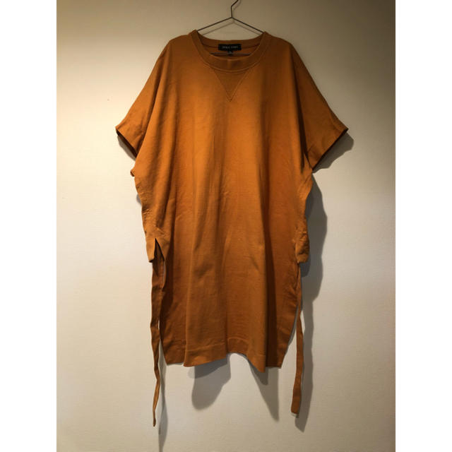 DAMIR DOMA(ダミールドーマ)のDAMIR DOMA ダミールドーマ 半袖 カットソー オレンジ メンズのトップス(Tシャツ/カットソー(半袖/袖なし))の商品写真