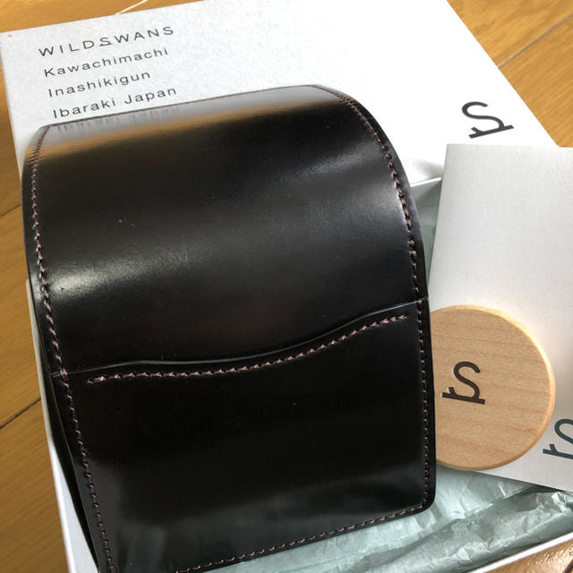 ワイルドスワンズ　ラコニック　コードバン　型押しサドル メンズのファッション小物(折り財布)の商品写真