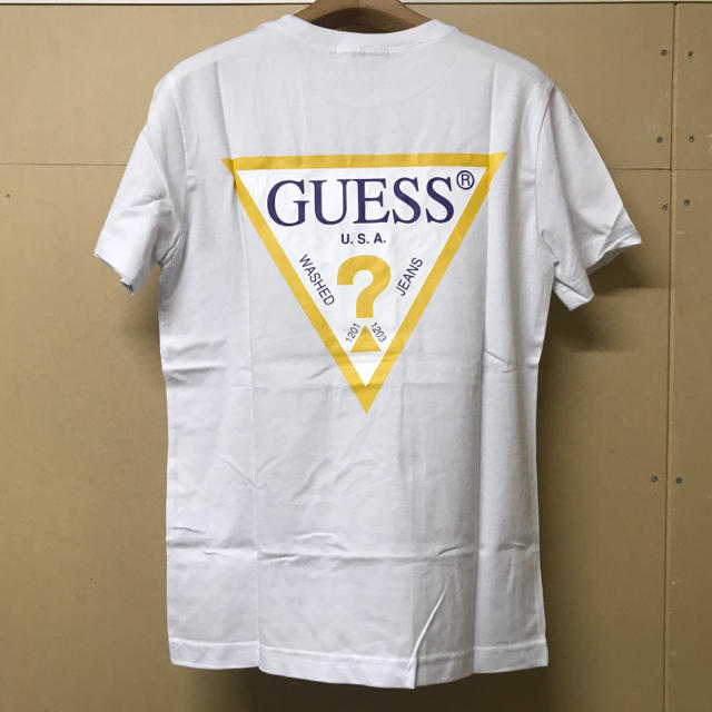 GUESS(ゲス)のオススメ　Sサイズ 新品未使Tシャツ　guess ゲスtシャツ男女兼用　送料無料 メンズのトップス(Tシャツ/カットソー(半袖/袖なし))の商品写真