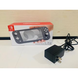 ニンテンドースイッチ(Nintendo Switch)のニンテンドースイッチライト　保護フィルム＋SDカード付き(家庭用ゲーム機本体)