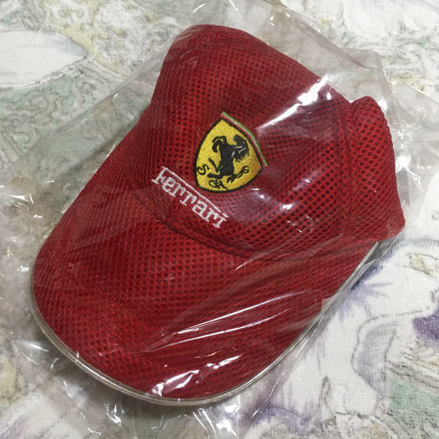 Ferrari(フェラーリ)の【新品未使用】フェラーリ　キャップ 帽子 メンズの帽子(キャップ)の商品写真