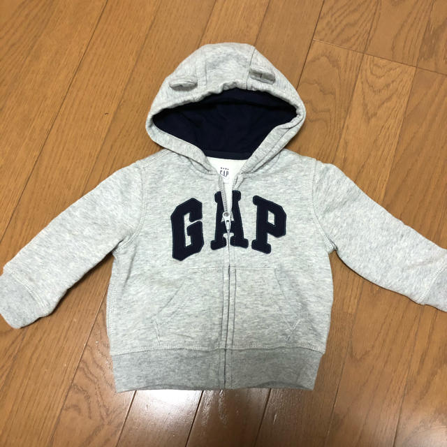 babyGAP(ベビーギャップ)の6〜12ヶ月　babyGAP パーカー 70 キッズ/ベビー/マタニティのベビー服(~85cm)(トレーナー)の商品写真