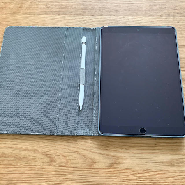 iPad Pro 10.5 Wi-Fi 64GB スペースグレイとPensil