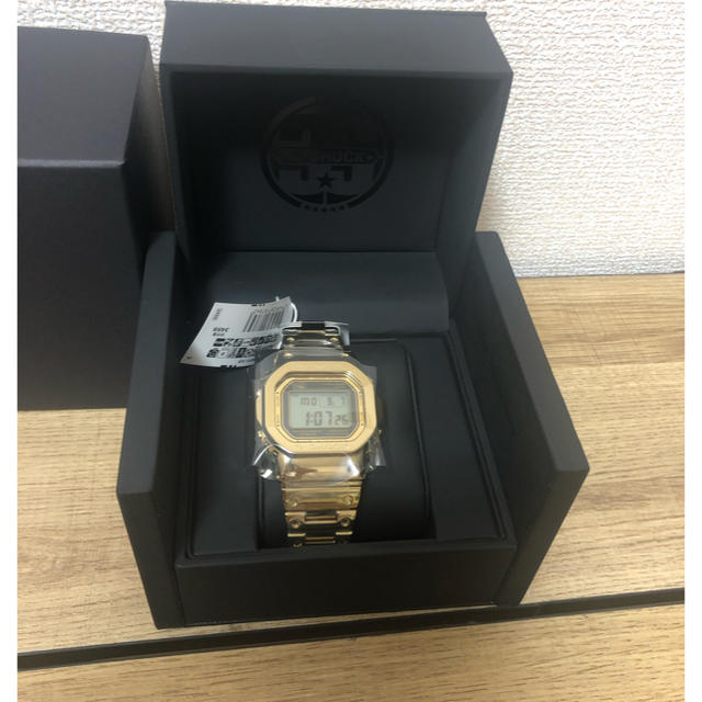 新品CASIO G-SHOCK 35周年記念 ゴールド ジーショック