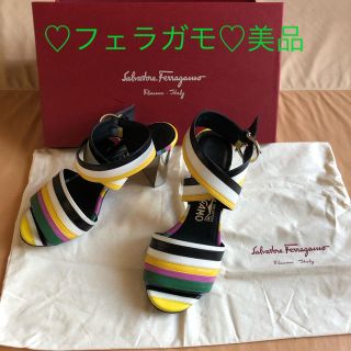 サルヴァトーレフェラガモ(Salvatore Ferragamo)のフェラガモ♡美品♡マルチカラーサンダル(サンダル)