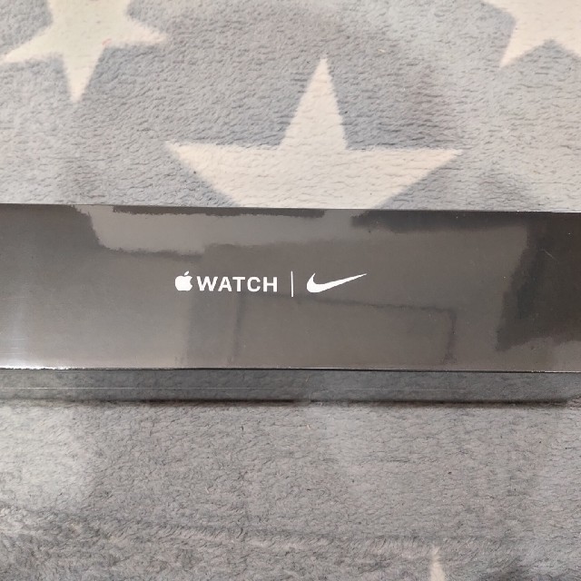 Apple Watch(アップルウォッチ)の歯流さん専用3台新品Apple Watch Nike 5 44mmグレイ メンズの時計(腕時計(デジタル))の商品写真