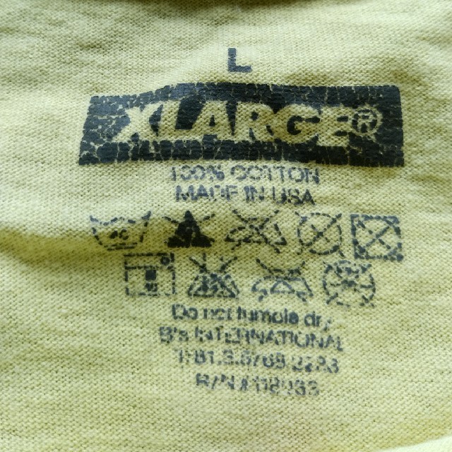 XLARGE(エクストララージ)のジャンク👕XLARGEtシャツイエローLサイズ メンズのトップス(Tシャツ/カットソー(半袖/袖なし))の商品写真