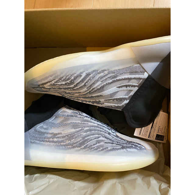 YZY QNTM  yeezy 28cm