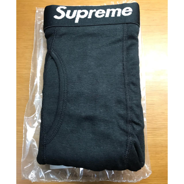 Supreme Hanes ボクサーパンツ  黒2枚　L ステッカー付き