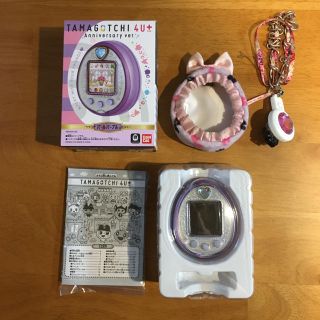 バンダイ(BANDAI)のたまごっち4U(携帯用ゲーム機本体)