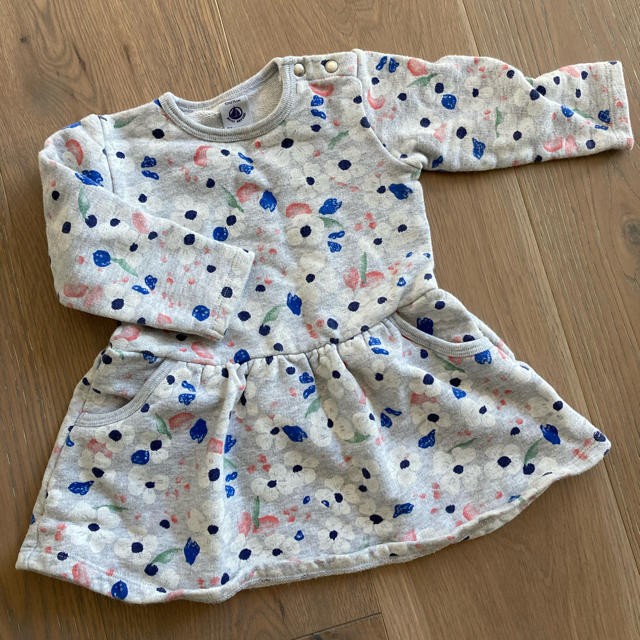 PETIT BATEAU(プチバトー)のプチバトー 長袖 ワンピース キッズ/ベビー/マタニティのベビー服(~85cm)(ワンピース)の商品写真