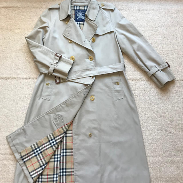 BURBERRY - バーバリーロンドン プローサム トレンチコート イギリス製の通販 by lesoiseaux shop｜バーバリーならラクマ