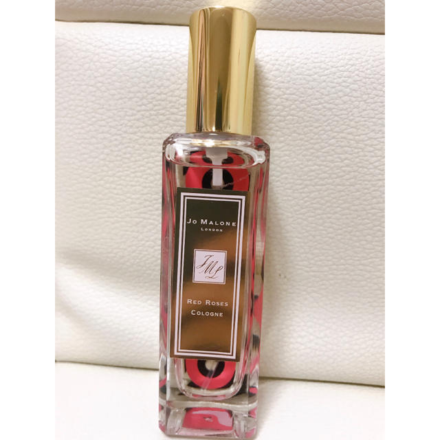 Jo Malone(ジョーマローン)の値下げ【限定版】ジョーマローンred roses30ml クイーン オブ ポップ コスメ/美容の香水(香水(女性用))の商品写真