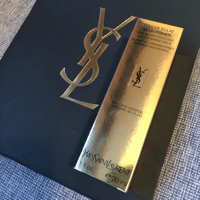 YSL ラディアント タッチ ブラープライマー