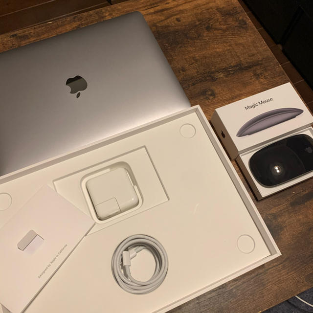 MacBook Air  Late 2018 スペースグレー