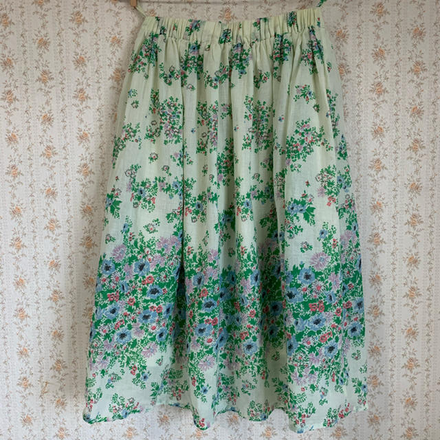 KILKI   花柄　スカート レディースのスカート(ひざ丈スカート)の商品写真