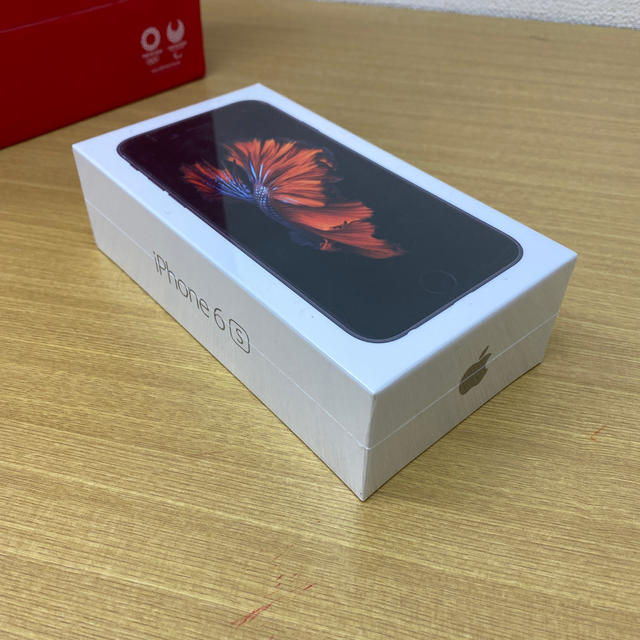 スマホ/家電/カメラiphone6s 32GB スペースグレイ　simロック解除済