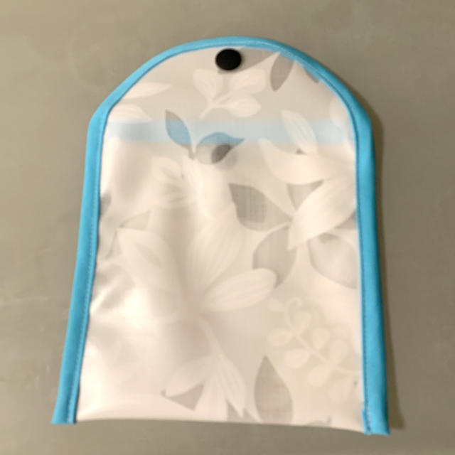 立体マスク用仮置きマスクケース　マルチケース  ハンドメイドのファッション小物(その他)の商品写真
