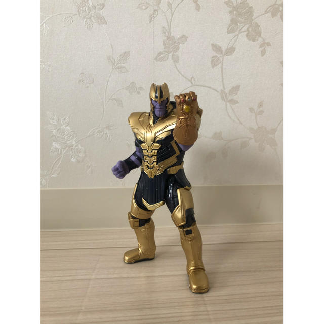 MARVEL(マーベル)のアベンジャーズ サノス フィギュア エンタメ/ホビーのおもちゃ/ぬいぐるみ(キャラクターグッズ)の商品写真