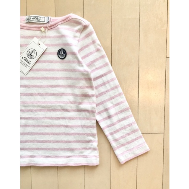 PETIT BATEAU(プチバトー)の新品✦PETIT BATEAU マリニエール 長袖カットソー(5a) キッズ/ベビー/マタニティのキッズ服女の子用(90cm~)(Tシャツ/カットソー)の商品写真