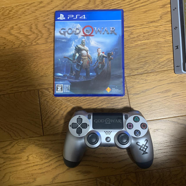 PS4 pro ゴッドオブウォーリミテッドエディション 1