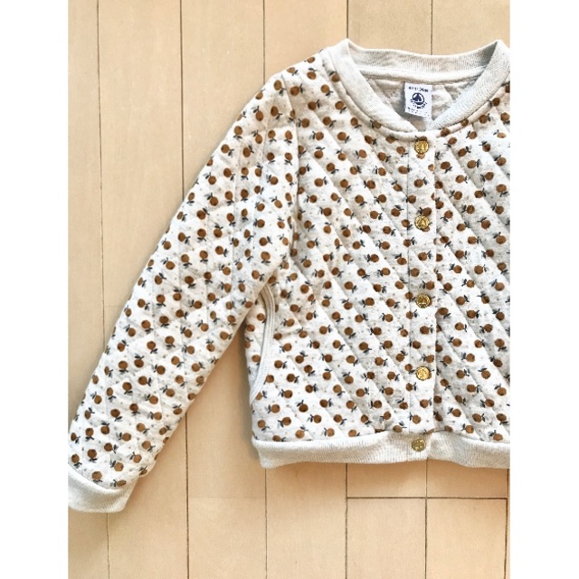 PETIT BATEAU 木の実プリント ジャケット(4a)