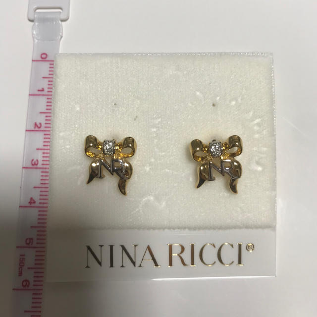 NINA RICCI(ニナリッチ)のニナリッチ　リボンピアス レディースのアクセサリー(ピアス)の商品写真