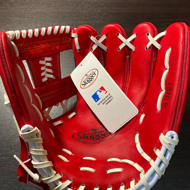 Louisville Slugger(ルイスビルスラッガー)のグローブ 硬式用 ルイスビルスラッガー 内野手用 新品未使用 タグ付き 野球 スポーツ/アウトドアの野球(グローブ)の商品写真