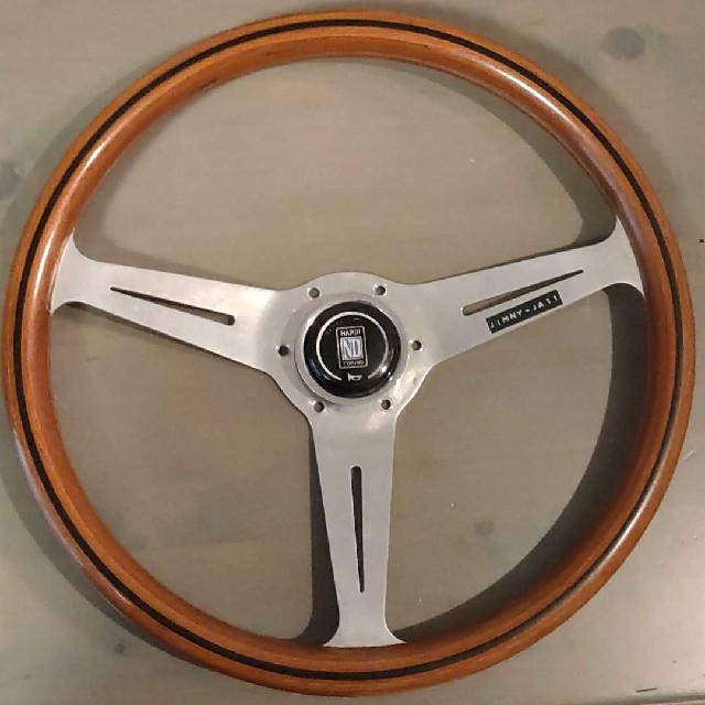 NARDI　ウッドステアリング車種別パーツ