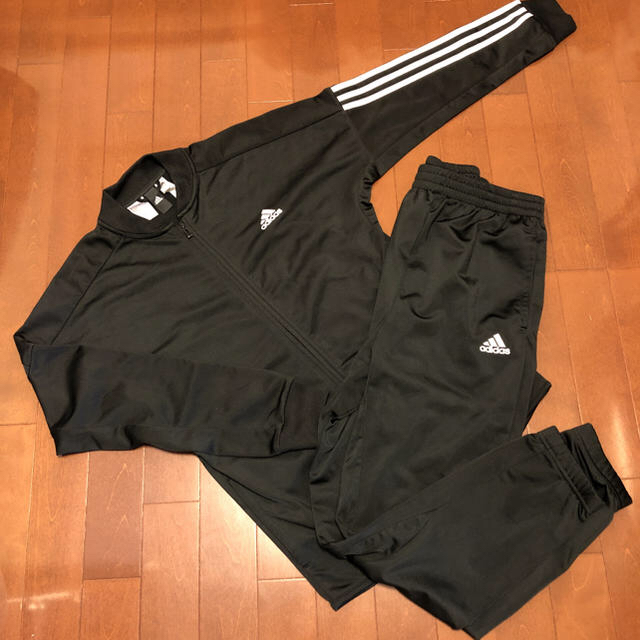 アディダス adidas ジャージ セットアップ《タイムセール‼️》