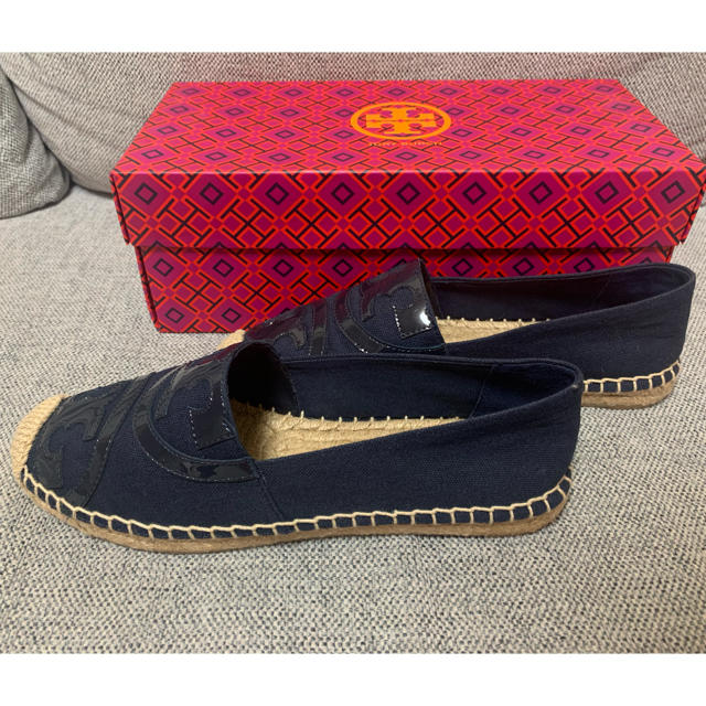 Tory Burch(トリーバーチ)の新品未使用　トリーバーチ　 レディースの靴/シューズ(スリッポン/モカシン)の商品写真