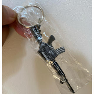 シュプリーム(Supreme)のsupreme bottle opener keychain キーホルダー(キーホルダー)