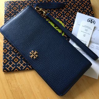 トリーバーチ(Tory Burch)のトリーバーチ　 長財布　フラット　ストラップ(財布)