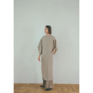 ステュディオス(STUDIOUS)の専用！CLANE SQUARE SLEEVE STRAIGHT ONE PIEC(ロングワンピース/マキシワンピース)