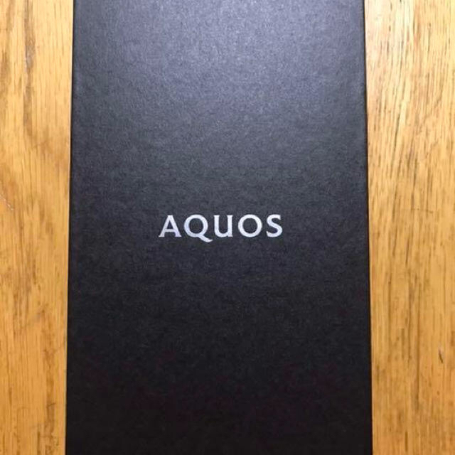 ソフトバンク AQUOS ZERO2 906sh SIMロック解除済み 新品