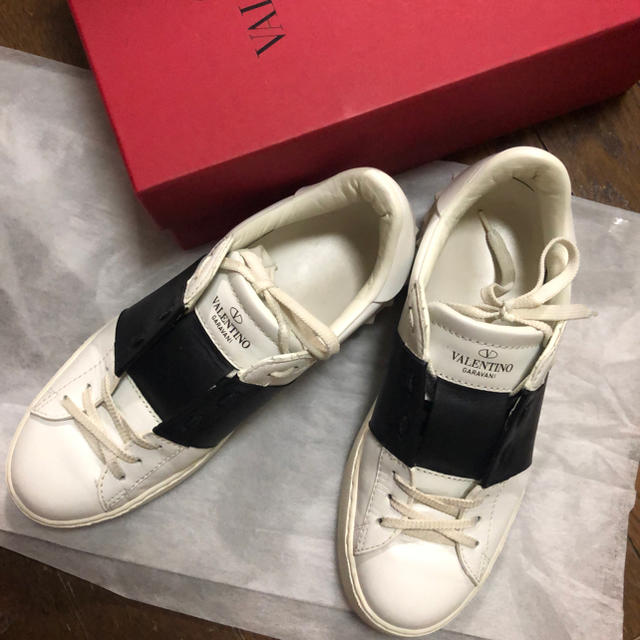 Valentino スニーカー 38 最大10%OFFクーポン www.toyotec.com