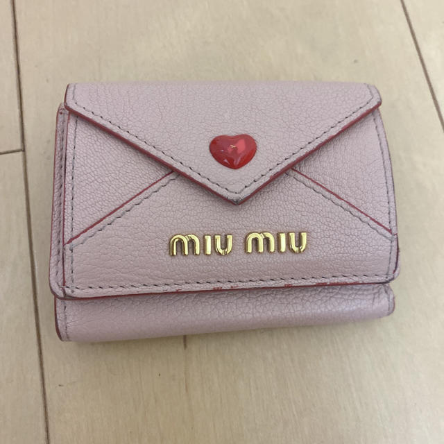 miumiu(ミュウミュウ)のmiumiu ラブレター ミニ 財布 ピンク レディースのファッション小物(財布)の商品写真