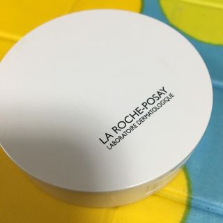 ラロッシュポゼ(LA ROCHE-POSAY)の9.5割残！LA ROCHE-POSAY / ラロッシュポゼ フェイスパウダー(フェイスパウダー)