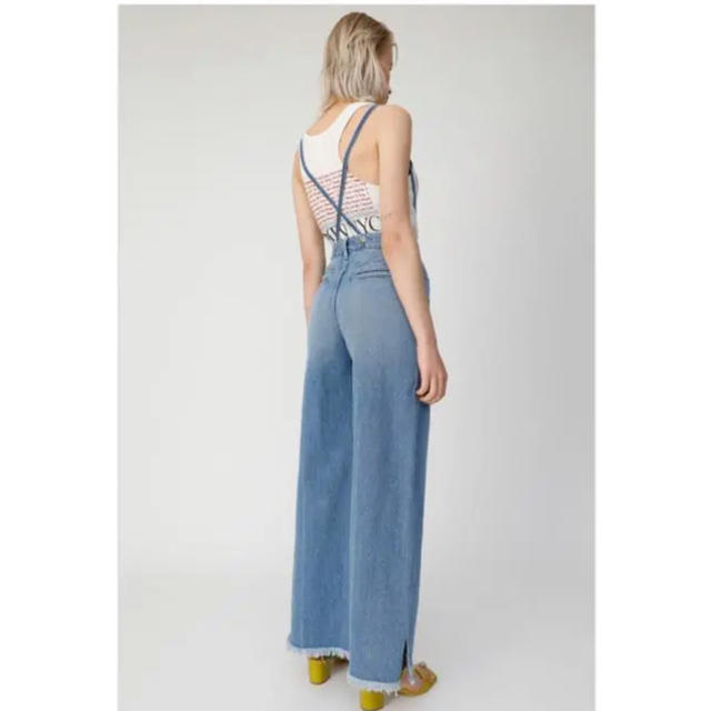 moussy(マウジー)のmoussy★STRAP WIDE DENIM完売品 レディースのパンツ(デニム/ジーンズ)の商品写真