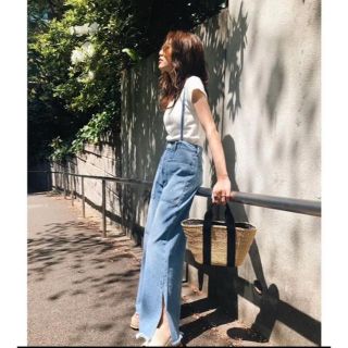 マウジー(moussy)のmoussy★STRAP WIDE DENIM完売品(デニム/ジーンズ)