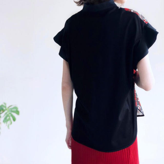 mame(マメ)のmame ☆ Pedicel Lace French Sleeves Shirt レディースのトップス(シャツ/ブラウス(半袖/袖なし))の商品写真